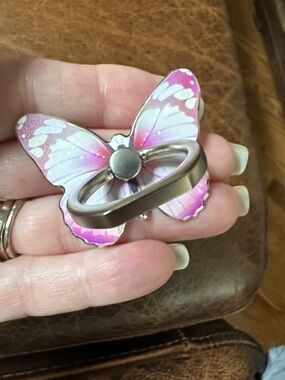 Butterfly pink and white pop socket for phone